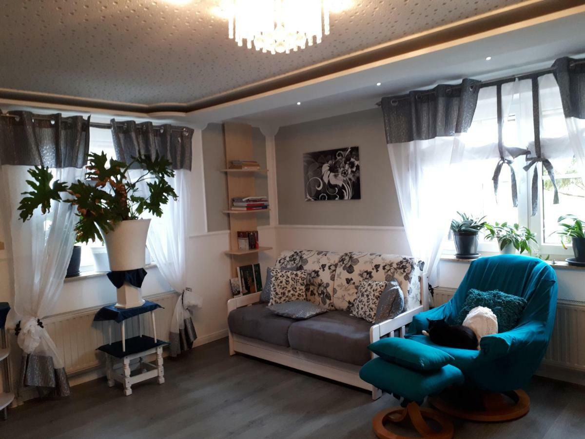 Serpina Apartment Lobsal Ngoại thất bức ảnh